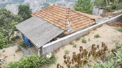 Kodagu: ಕುಸಿಯುವ ಆತಂಕದಲ್ಲಿ ವಿರಾಜಪೇಟೆ ಅಯ್ಯಪ್ಪ ಬೆಟ್ಟದ ಜನರ ಬದುಕು