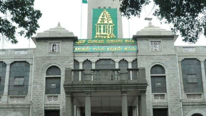Bengaluru rains: ಧರೆಗುರುಳಿದ ಮರ ತೆರವು ಮಾಡದ ಬಿಬಿಎಂಪಿ
