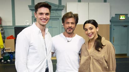 Shah Rukh Khan visit rehearsals of Come Fall in Love The DDLJ Musical