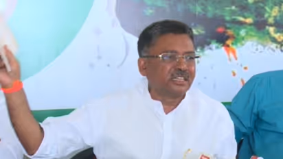 ಜನಾರ್ದನ ರೆಡ್ಡಿ ಬಂಧನ ಆಯ್ತು, ಲೂಟಿ ಮಾಡಿದ ಕೋಟ್ಯಂತರ ಹಣ ಯಾರು ವಸೂಲಿ ಮಾಡಬೇಕು? : ಉಗ್ರಪ್ಪ 