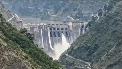 പാകിസ്ഥാന്റെ എതിർപ്പ് ഇനി കണക്കിലെടുക്കില്ല, സലാൽ, ബഗ്ളിഹാർ ഡാമുകളിലെ എക്കൽ നീക്കലുമായി ഇന്ത്യ മുന്നോട്ട് 