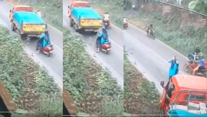 ಇದಕ್ಕಿದ್ದಂತೆ ರಿವರ್ಸ್ ಬಂದ ಲಾರಿ: ಸಾವಿನ ದವಡೆಯಿಂದ ಯುವತಿ ಜಸ್ಟ್ ಮಿಸ್ 