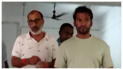 ചോദിച്ചത് 2 കോടി, അഡ്വാൻസ് 2 ലക്ഷം, പണം കൈമാറുന്നതിനിടെ പനമ്പിള്ളി നഗറിൽ വിജിലൻസെത്തി, പിടിയിൽ