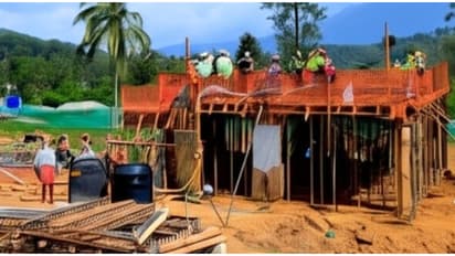 വയനാട് ടൗൺഷിപ്പിന്റെ മാതൃകാ വീടിന്റെ വാര്പ്പ് പൂർത്തിയായി; നിര്മ്മാണ പ്രവര്ത്തനങ്ങള് പുരോഗമിക്കുന്നു