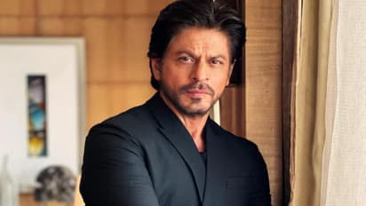 ഒന്നും രണ്ടും സ്ഥാനത്ത് മലയാളികളുടെ പ്രിയ നടൻമാര്, ഷാരൂഖ് മൂന്നാമത്, ഞെട്ടിത്തരിച്ച് ബോളിവുഡ്