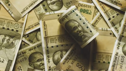 'ഇന്ത്യയിലെ മിഡിൽ ക്ലാസ് നിശബ്ദമായി കഷ്ടപ്പെട്ടുകൊണ്ടിരിക്കുകയാണ്, ആരും അറിയുന്നില്ല'; ശ്രദ്ധേയമായി പോസ്റ്റ് 