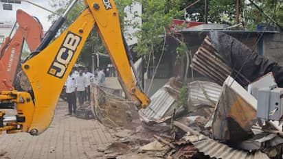 ರಾಯಚೂರಲ್ಲಿ ವಕ್ಫ್ ಜಾಗದ ಅನಧಿಕೃತ ಮನೆ, ಅಂಗಡಿ ತೆರವು: ಬಿಗಿ ಪೊಲೀಸ್‌ ಬಂದೋಬಸ್ತ್