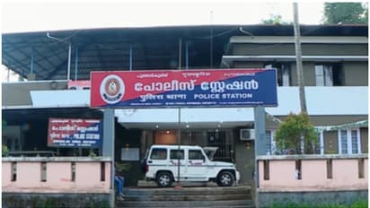 അമ്മ പുഴയിലെറിഞ്ഞ് കൊലപ്പെടുത്തിയ 4 വയസുകാരിയെ പീഡിപ്പിച്ച പിതൃ സഹോദരൻ്റെ ഡിഎൻഎ സാംപിൾ ശേഖരിച്ചു, പരിശോധന