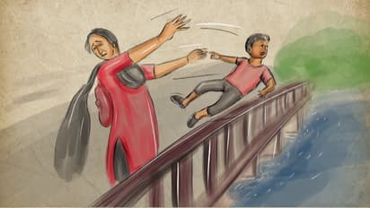 4 വയസുകാരിയെ പുഴയിൽ എറിഞ്ഞുകൊന്ന കേസ്; അമ്മയുടെ നിർണായക മൊഴി പുറത്ത്,ഭർത്താവിന്റെ കുടുംബം തന്നെ ഒറ്റപ്പെടുത്തി