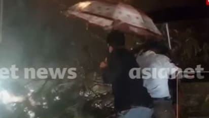 ശ്രദ്ധിക്കാതെ പോകല്ലേ! ഈ ജില്ലകളിൽ ഉരുൾപൊട്ടലിന് വരെ സാധ്യത, അനാവശ്യയാത്ര ഒഴിവാക്കാൻ കാലാവസ്ഥാ വകുപ്പ് നിർദേശം