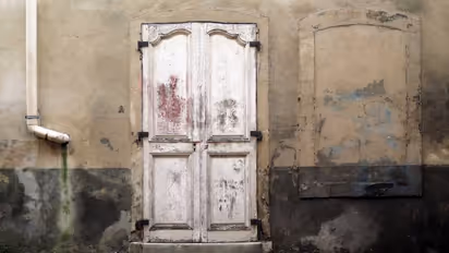 അവഗണിക്കപ്പെട്ട നിലയിൽ 47 മൃഗങ്ങൾ, അവയ്ക്കിടയിൽ എട്ടുമാസം പ്രായമുള്ള പിഞ്ചുകുഞ്ഞ്