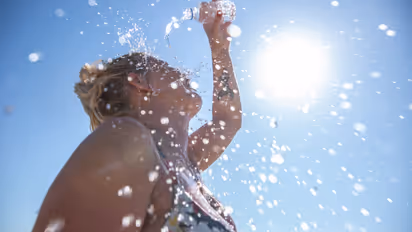 വെന്തുരുകും, യുഎഇയിൽ 50 ഡിഗിയും കടന്ന് കനത്ത ചൂട്