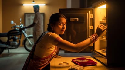 up crime news maid steals gold cash bahraich bike gift boyfriend arrested