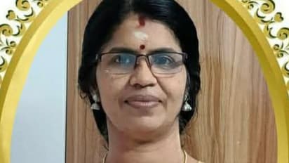 തിരുവനന്തപുരത്ത് സ്കൂളിൽ കുട്ടികൾക്ക് ക്ലാസെടുക്കുന്നതിനിടെ അധ്യാപിക കുഴഞ്ഞുവീണ് മരിച്ചു