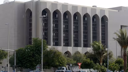 നിയമലംഘനം കണ്ടെത്തി, രണ്ട് വിദേശ ബാങ്കുകളുടെ ശാഖകൾക്ക് യുഎഇയിൽ 1.81 കോ​ടി ദി​ർ​ഹം പിഴ 