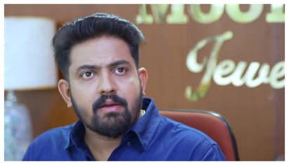 കുടുംബത്തെ പറ്റിച്ച് അഭി - പത്തരമാറ്റ് സീരിയൽ റിവ്യൂ