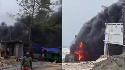 ശക്തികുളങ്ങരയിൽ തീരത്തടിഞ്ഞ കണ്ടെയ്നറിന് തീപിടിച്ചതിൽ ആശങ്കപ്പെടാനില്ല: ജില്ലാ കലക്ടർ