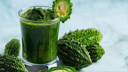 Karela juice for weight loss health benefits