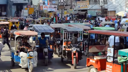 UP women safety rule driver name mobile mandatory taxi auto cab