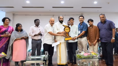 ഈ അധ്യയന വർഷം മുതൽ സ്‌കൂളുകളിൽ പാഠ്യാനുബന്ധ പ്രവർത്തനങ്ങൾക്കും ഊന്നൽ നൽകുമെന്ന് മന്ത്രി വി ശിവൻകുട്ടി