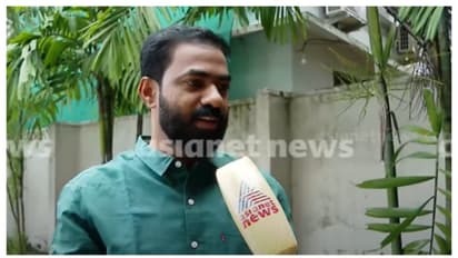 'പരാജയഭീതി കാരണം സതീശന്റെ ശിഷ്യൻ അൻവറിന്റെ കാല് പിടിക്കാൻ പോയി'; പരിഹസിച്ച് ഡിവൈഎഫ്ഐ