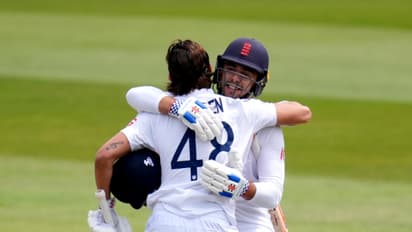 ഇംഗ്ലണ്ടില് സിംഹഗര്ജ്ജനം, ഇന്ത്യ എയെ വലച്ച് ഇംഗ്ലണ്ട് ലയണ്സിന്റെ പ്രത്യാക്രമണം, രണ്ട് പേര്ക്ക് സെഞ്ചുറി