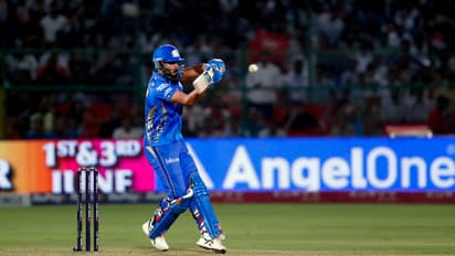 പൊള്ളാര്‍ഡ് 2.0! ഐപിഎല്‍ 2025ലെ ഫിനിഷര്‍ കിംഗ് നമന്‍ ധിര്‍; സ്ലോഗ് ഓവറുകളില്‍ സ്ട്രൈക്ക്‌റേറ്റ് 195.87   