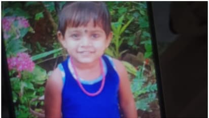 സ്കൂൾ പ്രവേശനത്തിന് കാത്തിരിക്കവേ നൊമ്പരമായി നാലര വയസുകാരി, കളിച്ചുകൊണ്ടിരിക്കെ ഓടയിൽ വീണ് മരിച്ചു 