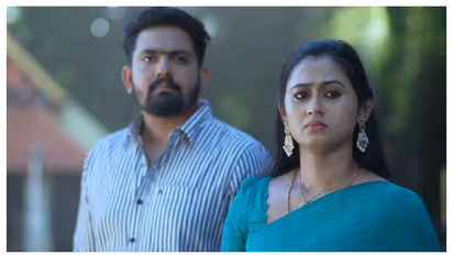 ചന്ദുമോളുടെ അച്ഛനെ കണ്ടെത്താൻ ഉറപ്പിച്ച് നയന - പത്തരമാറ്റ് സീരിയൽ റിവ്യൂ 