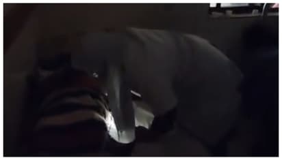 मोबाइल की रोशनी में इलाज, अस्पताल का हैरान कर देने वाला वीडियो वायरल