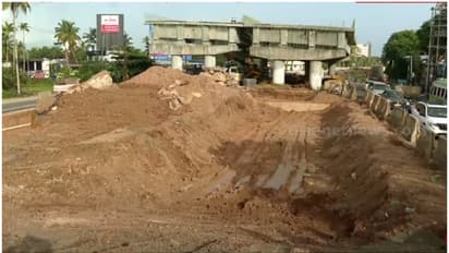 ചുളുവിൽ മണ്ണ്, റോയൽറ്റി ഈടാക്കുന്നില്ല; ദേശീയപാത നിർമ്മാണത്തിൽ കരാറുകാർക്കായി കണ്ണടച്ച് മന്ത്രിസഭ