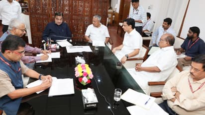 മുഖ്യമന്ത്രി പിണറായി വിജയന് കേന്ദ്രമന്ത്രി നിതിൻ ഗഡ്കരിയുടെ ഉറപ്പ്; ദേശീയപാത നിർമാണം ഡിസംബറിൽ പൂർത്തിയാക്കും