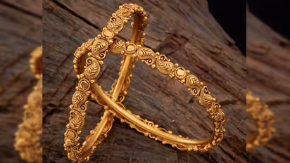 Gold Rate Drop सोन्याच्या भावात घसरण, यामागची ही आहेत कारणे, भविष्यात असे होतील बदल