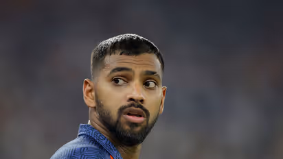 Cricketer Nicholas Pooran Retires २९ वर्षीय निकोलस पुरनने आंतरराष्ट्रीय क्रिकेटमधून घेतली निवृत्ती