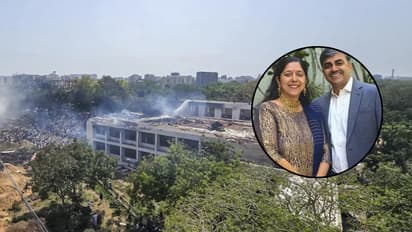 Ahmedabad Plane Crash : पत्नीचा 50 वा वाढदिवस करायचा होता खास, पण नियतीला काही वेगळेच मंजुर होते