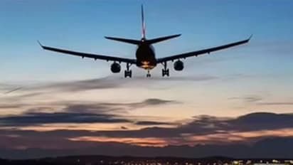 Delhi Airport Runway Closure 2025