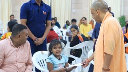ಮಗುವಿನ ಚಮತ್ಕಾರಕ್ಕೆ ಮನಸೋತ ಸಿಎಂ ಯೋಗಿ