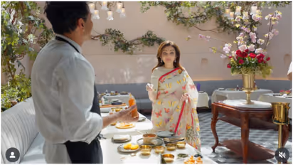 नीता अंबानी