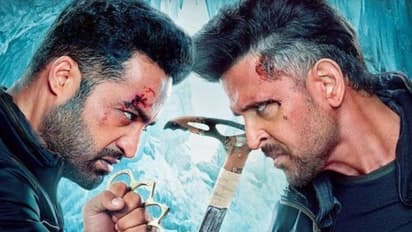 hrithik roshan war 2 trailer jr ntr trolled poor vfx netizens reactions