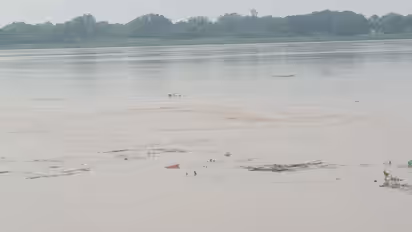 ganga flood alert bhadohi water level rise