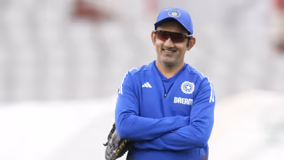 India vs South Africa Test: পিচ নয়! আসলে ব্যাটারদের ব্যর্থতাই হারের কারণ, মুখ খুললেন কোচ গম্ভীর