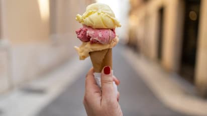 Breast Milk Ice Cream: ಎಲ್ಲ ಫ್ಲೇವರ್‌ ಸಾಕಾಯ್ತು, ಈಗ ಎದೆಹಾಲಿನ ಐಸ್‌ಕ್ರೀಂಗೆ ಮುಗಿಬಿದ್ದ ಜನ!