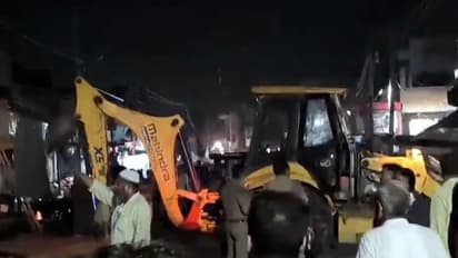 mathura two storey house collapse 8 injured 2 children dead