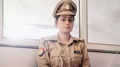ghaziabad woman sub inspector richa sachan death road accident