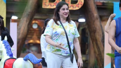 kunika sadanand in bigg boss