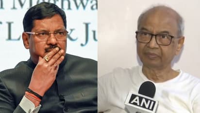 JI BR Gavai shoe Attacker Reaction