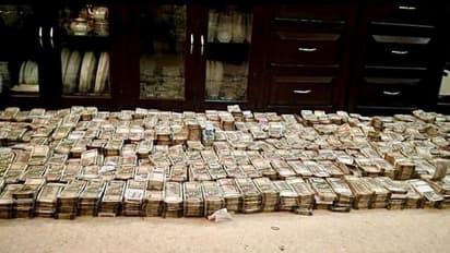 bulandshahr anupshahr fake cbi officer loot case