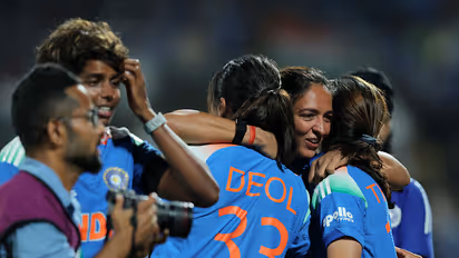 India vs Australia World Cup: বিশ্বকাপের ইতিহাসে প্রথম, অনন্য রেকর্ড গড়ল ভারতের প্রমীলা বাহিনী