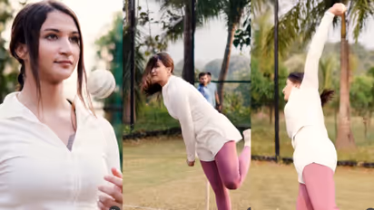 Anaya Bangar bowling video