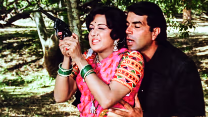 hema malini film sholay